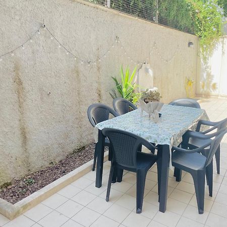 Holiday Homes Rome - Green Apartment S Camillo - Near Trastevere Buitenkant foto