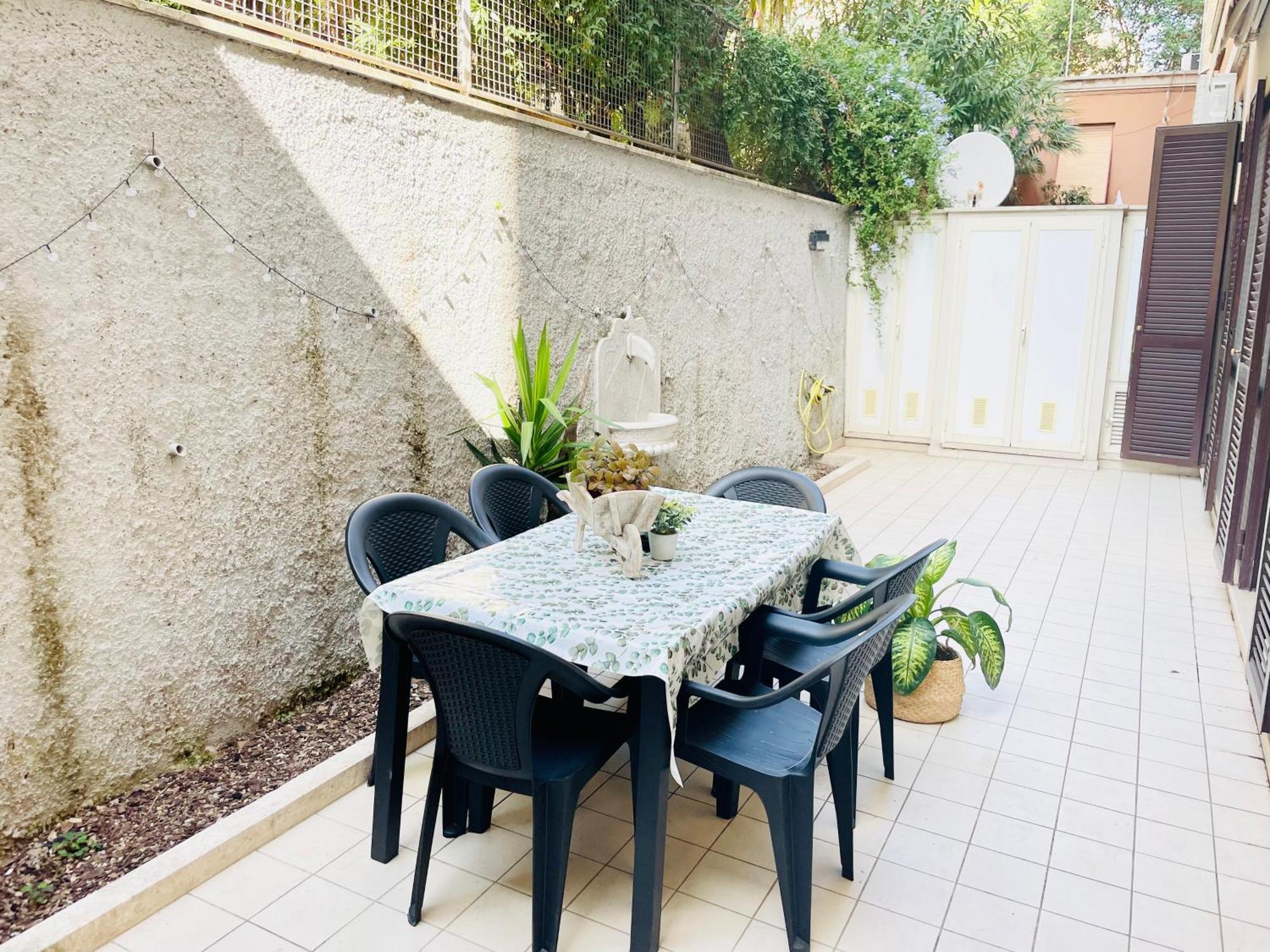 Holiday Homes Rome - Green Apartment S Camillo - Near Trastevere Buitenkant foto