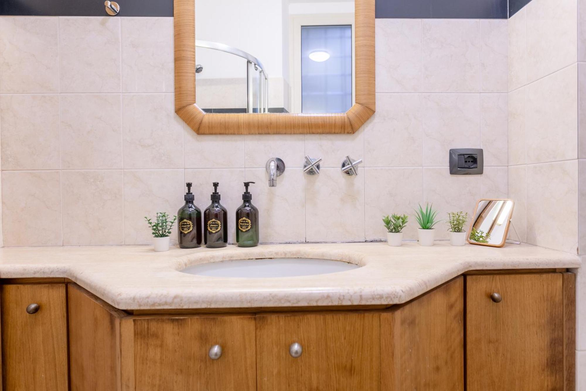 Holiday Homes Rome - Green Apartment S Camillo - Near Trastevere Buitenkant foto