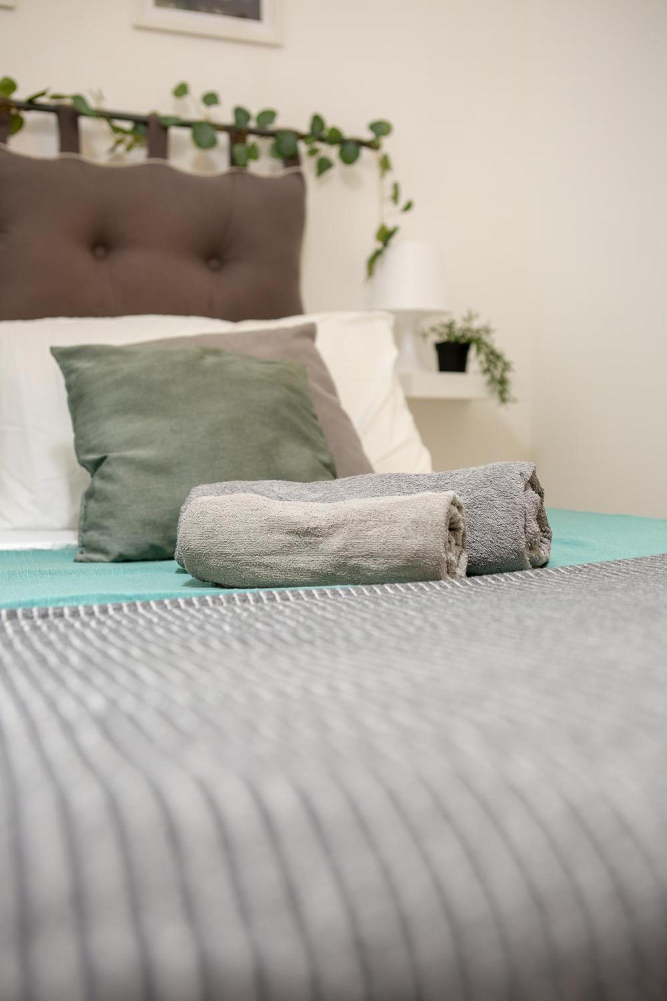 Holiday Homes Rome - Green Apartment S Camillo - Near Trastevere Buitenkant foto