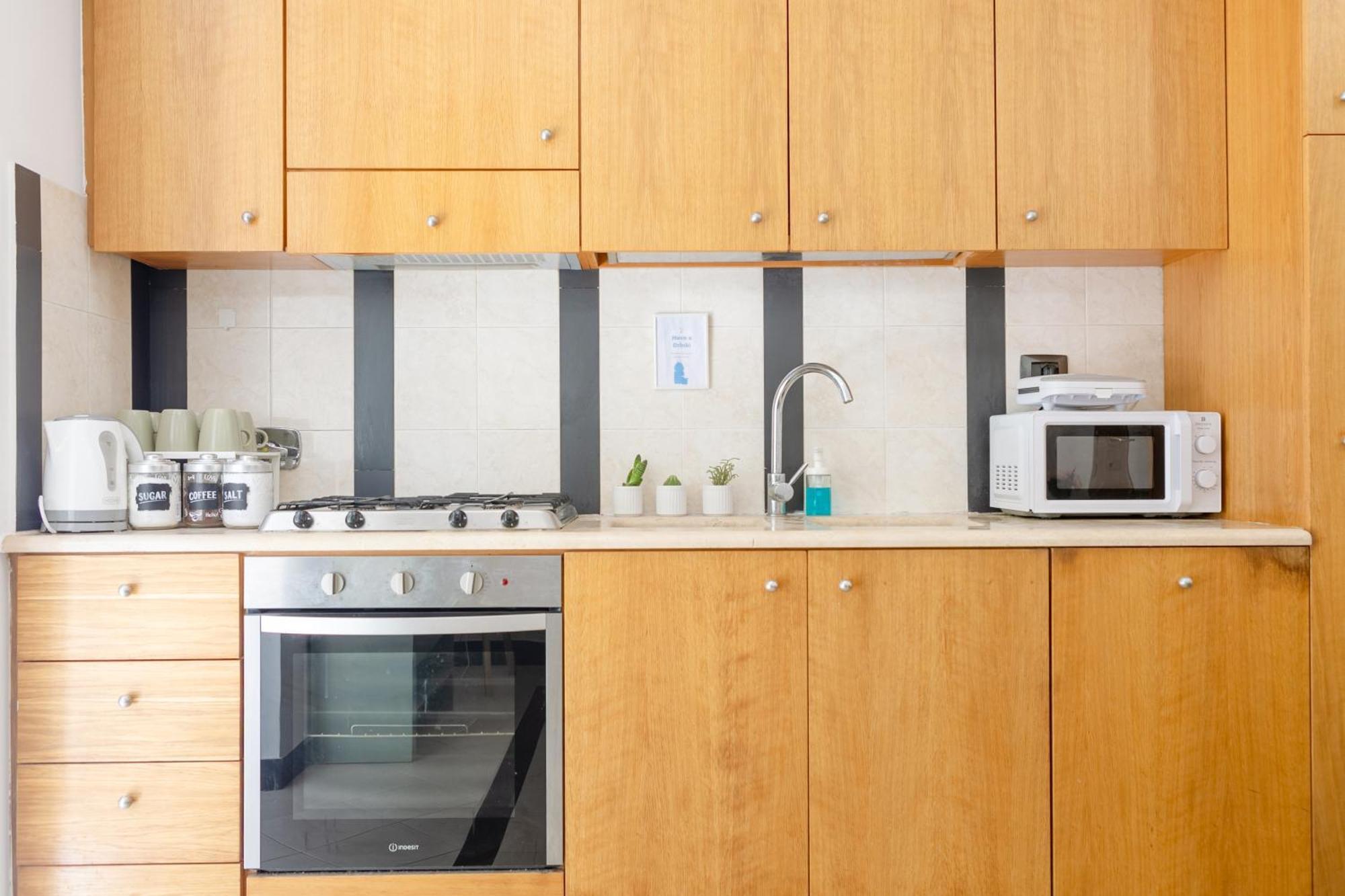 Holiday Homes Rome - Green Apartment S Camillo - Near Trastevere Buitenkant foto