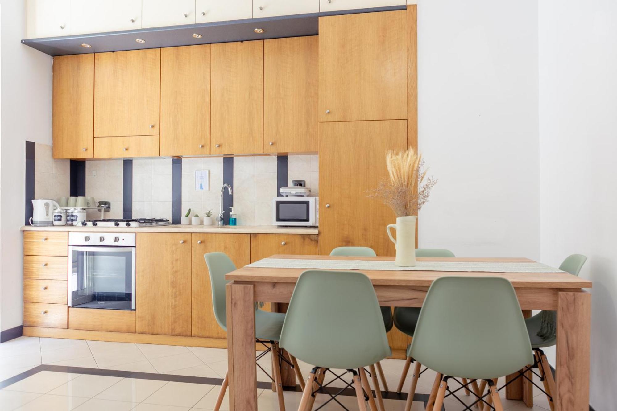 Holiday Homes Rome - Green Apartment S Camillo - Near Trastevere Buitenkant foto